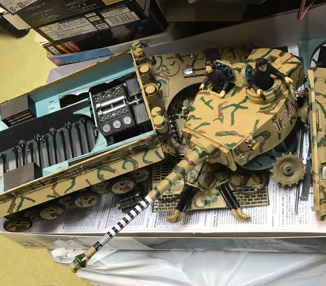 タミヤ 25分の1 ティーガー1ディスプレイキットをリモコン化して タミヤ 25分の1 ティーガー1ディスプレイキットをリモコン化して