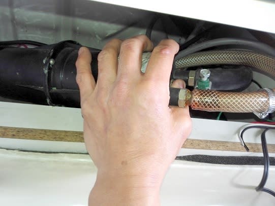熱交換式 温水器(ヒートエクスチェンジャー)の修理 その1 熱交換式 温水器(ヒートエクスチェンジャー)の修理 その1