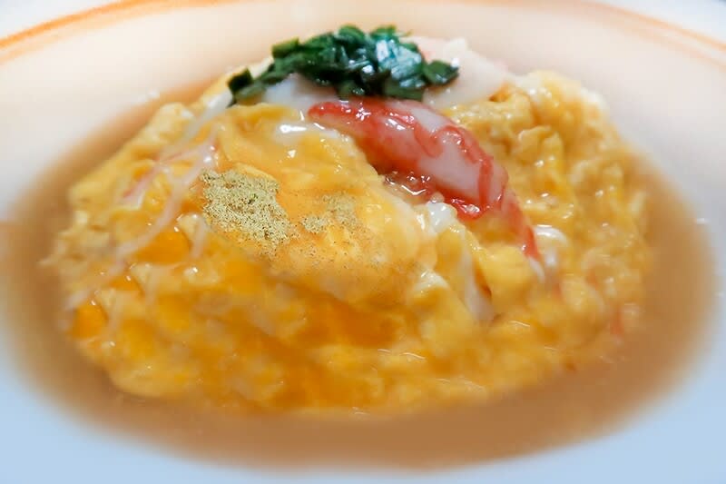 天津飯 関西風 卵は半熟仕上げで醤油ニラが活躍 炎のクリエイター日記