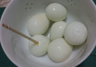 の 卵 ウズラ うずらの孵化方法と飼い方。実は江戸時代から飼われている？
