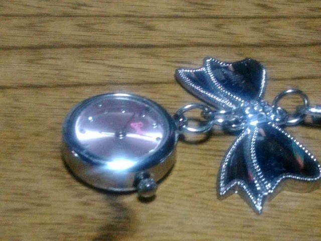 キーホルダー時計の電池交換 さそり座で す