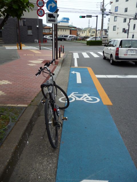ここから寒川のセリアまで自転車で何キロ
