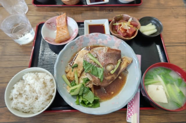 一気に3割値上りのお魚定食はそれでもリーズナブルで良店ですよ