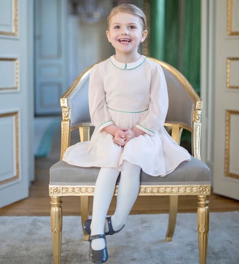 エステル王女4歳のお誕生日 世界の王室