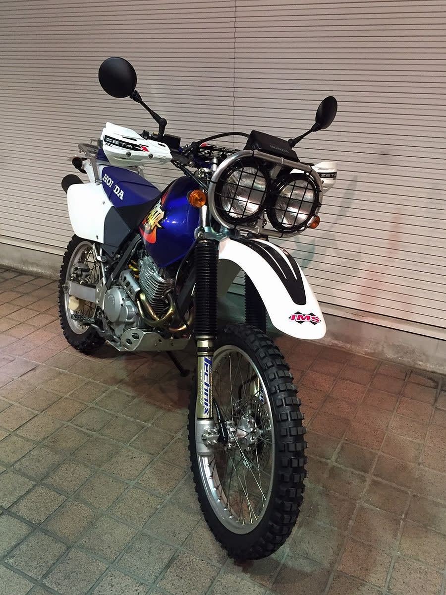 魅力的なhonda Xr Baja Md30 が入庫しました うっとり Rider S Land Yoyo ショップ通信