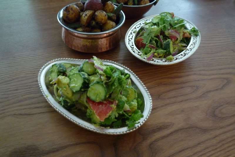 夏野菜とアボカドのカチュンバル