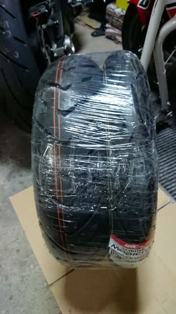 モンキー125@タイヤ購入 - 七転び八起きな日々