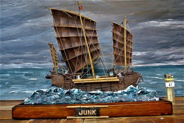 ４１ 中国のジャンク船 マッケの洋上ジオラマ室