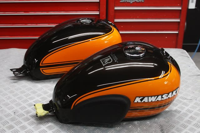 Kawasaki W800 ファイナルエディション　タンク