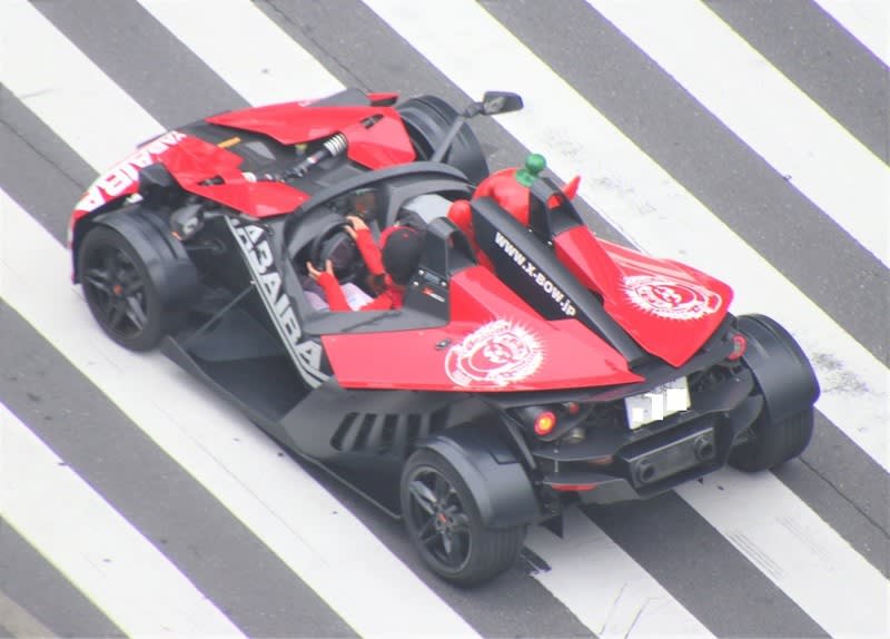 オーストリアの軽量スポーツカー ハイブリッドな生活 旧ルノーな生活 オーストリアの軽量スポーツカー ハイブリッドな生活 旧ルノーな生活