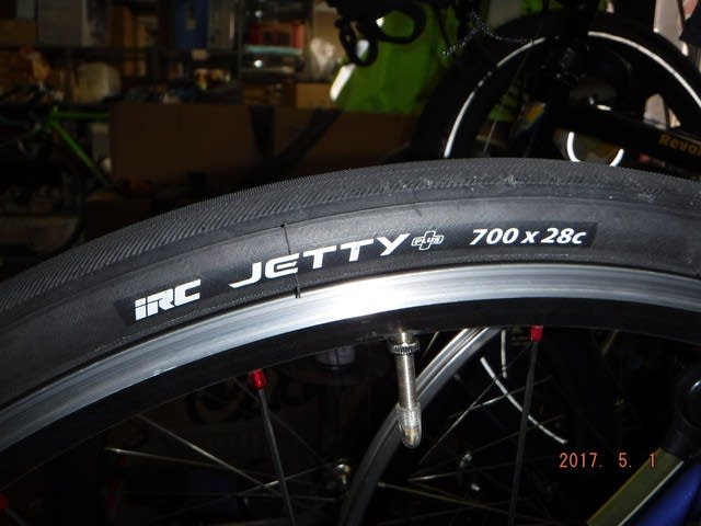 公式ストア IRC ジェッティープラス JETTY WO ブラック 700x28C 自転車 タイヤ