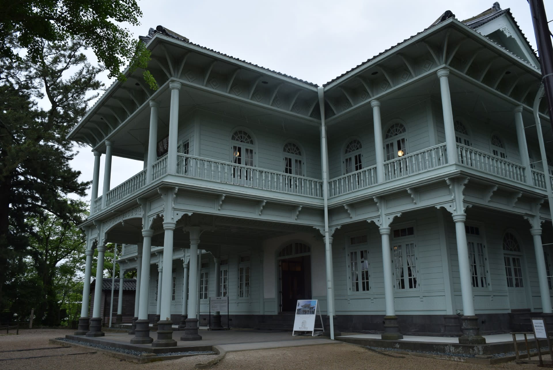 山陰 古城の旅 擬洋風建築の興雲閣 小泉八雲記念館 オーロラ特急 ノスタルジック旅日記 山陰 古城の旅 擬洋風建築の興雲閣 小泉八雲記念館 オーロラ特急 ノスタルジック旅日記