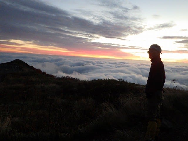 大朝日岳 雲海と滝雲と その2 自然に恋して