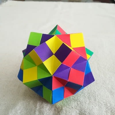 折り紙で市松模様の くす玉60面体 を折って 編んで みました 日だまりのエクセルと蝉しぐれ