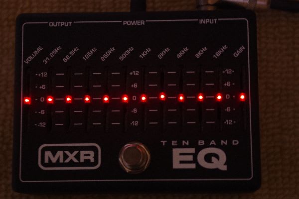 エフェクターその１４ MXR 10-band EQ M108 - Rock＆Guiter