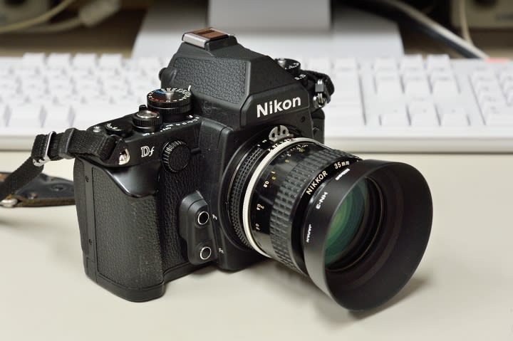 単焦点広角レンズ、Ai Nikkor 35mm F2をオーバーホールしました。 - 神