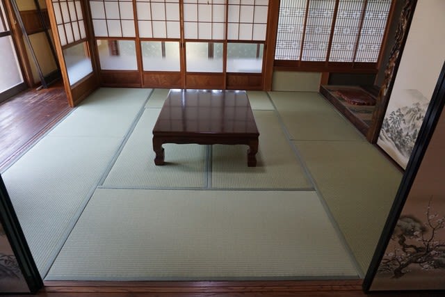 女房と畳は新しい方が良い 田舎へ行ってご 見てご 女房と畳は新しい方が良い 田舎へ行ってご 見てご