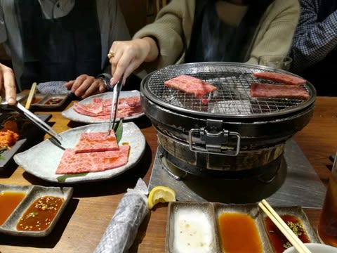 肥後橋の万両 焼き肉 ねことわたし ときどき株のはなし