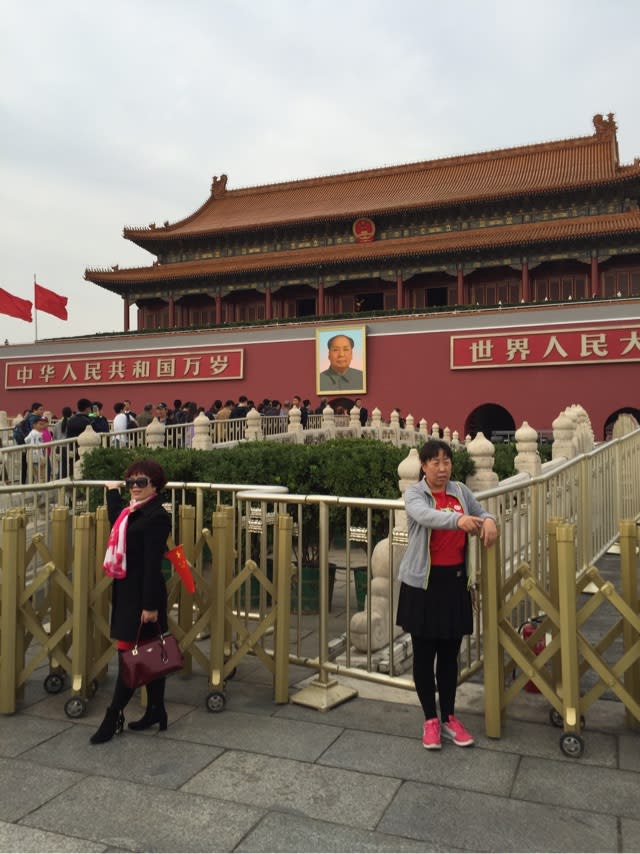 中国人の素晴らしきポージング おもしろ色々 住めば都 中国北京生活 台湾系カナダ人の夫と日本人妻の日常ブログ