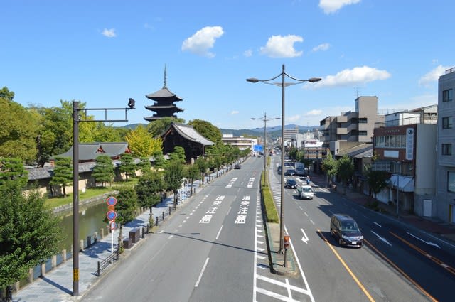 まち歩き南0984 京阪国道口 歩道橋の上からの眺め アートプラス京めぐり