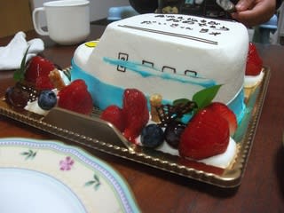 新幹線ケーキ 例のブログ