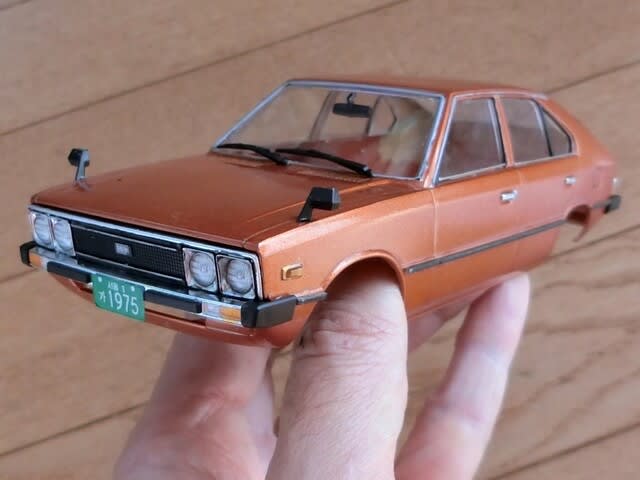 1/24アカデミー ヒュンダイポニー1 製作中2 - sportscar graphic 1/24アカデミー ヒュンダイポニー1 製作中2 - sportscar graphic