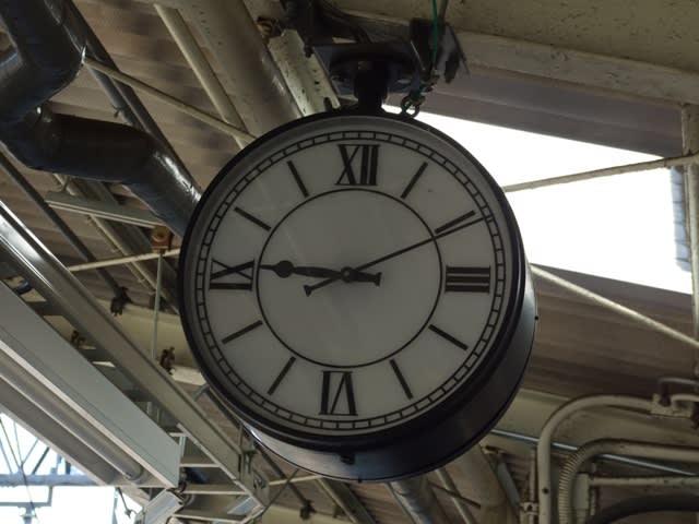 青梅駅の時計