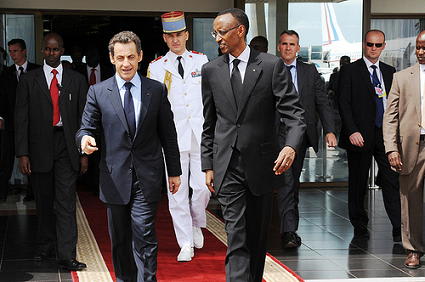 フランス サルコジ大統領 ルワンダ訪問 甚だしい判断の誤りを犯した 孤帆の遠影碧空に尽き