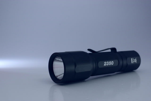 PELICAN 2350 LED Flashlight - 森のなかまと楽しい10Holes