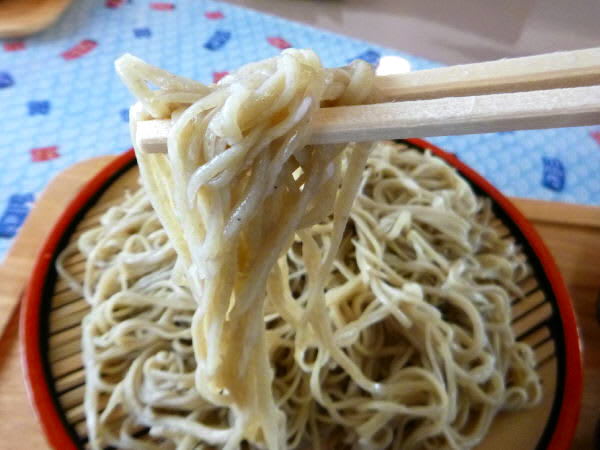 榛名神社前門前手打ちそば 小松屋 とろろ が美味しい蕎麦がハルヒル試走の疲れを癒す はじめの一歩から