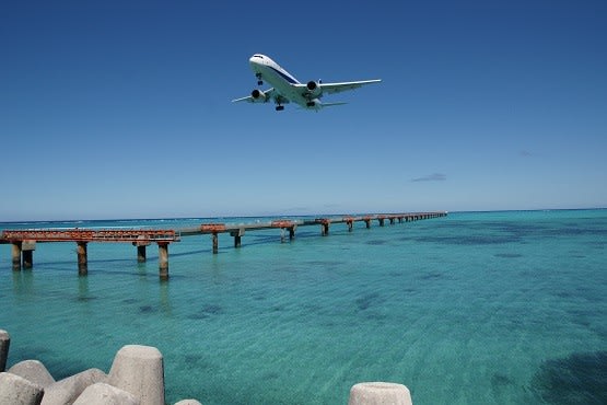 下地島空港 ランウェイ17エンド グルメ刑事の法則 下地島空港 ランウェイ17エンド グルメ刑事の法則