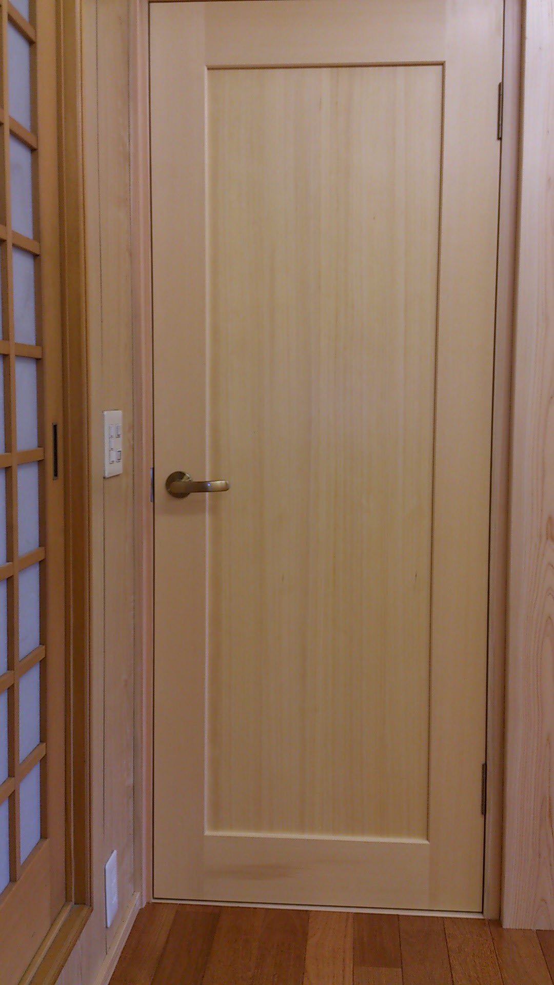 パネルドア オーダー建具家具 鈴木建具店 私が作る「たてぐ」は、オーダーメイド。メードイン栃木の一点物です。