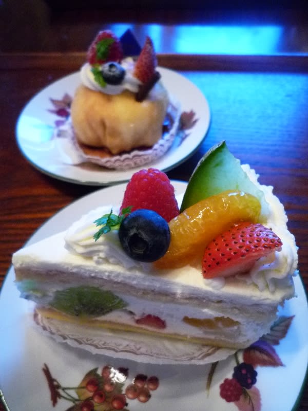 新橋キムラヤのフルーツショートケーキ 楽しく生きる あなたに和みのひとときを