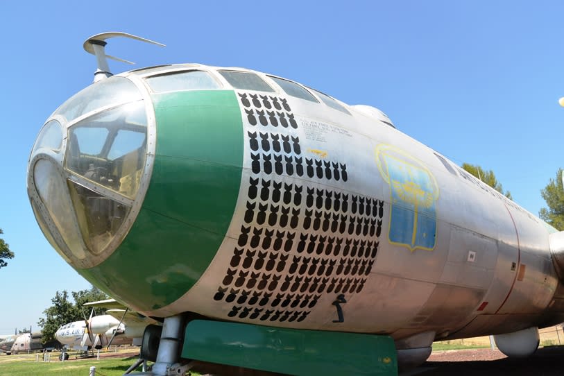 キャッスル航空博物館 B 29 超天空の要塞 の搭乗員たち ネイビーブルーに恋をして キャッスル航空博物館 B 29 超天空の要塞 の搭乗員たち ネイビーブルーに恋をして