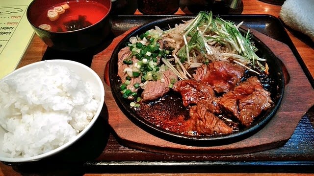 サラリーマンにとっては有り難い肉ランチだ ふじとはち銀座店 Nobutaと南の島生活in沖縄本島リターンズ