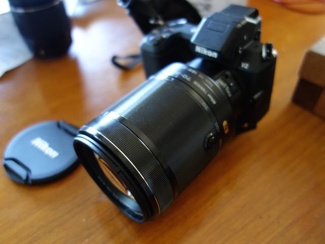 Nikon1の専用望遠レンズ70 300mmを使ってみた ネイビーブルーに恋をして