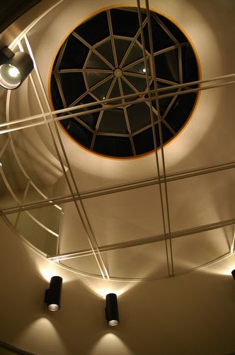 architecture041.jpg: 展示棟の吹き抜け