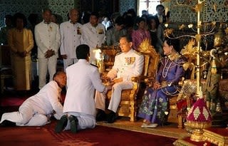 プミポン国王、即位64年・戴冠60周年です！ - タイでゴルフ友達になり ...