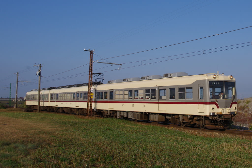 富山地方鉄道旧塗色車