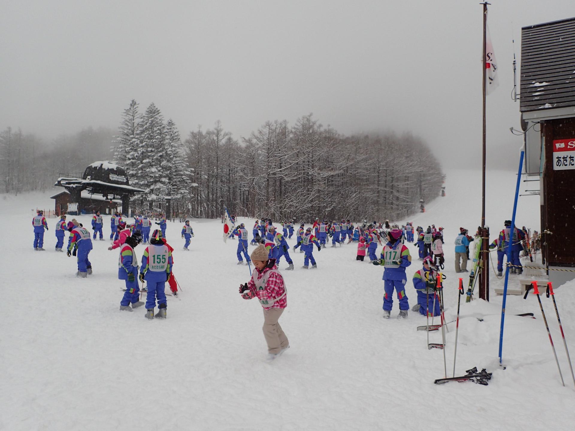 埼玉県 越谷市 中学生のスキー教室が再開 あだたら高原から 風の便りです