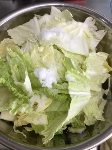 白菜はもっと細く切ってもいいです 白菜はもっと細く切ってもいいです