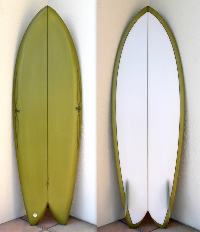 Ryan Burch ライアン・バーチ FISH 5'8” - natuce(ナトゥース) Ryan Burch ライアン・バーチ FISH 5'8” - natuce(ナトゥース)