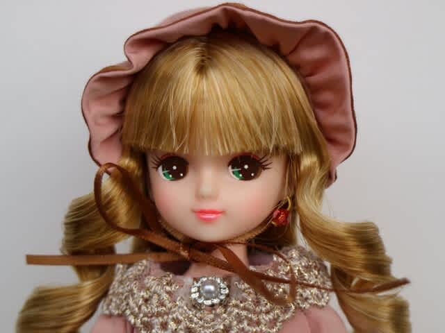 おたのしみドールきらちゃんx2024年度版神戸三宮アイコンドレス