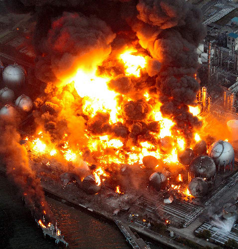 まちづくりニュース 東日本大震災 コスモ石油タンクの火災 丸８日で鎮火 マーちゃんの まちづくりニュース