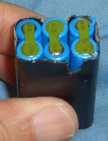 単6形電池がほしいのです。（ダイソーの角形9V電池） - pc_sugiの「目指せ！Junker！」～Part2～
