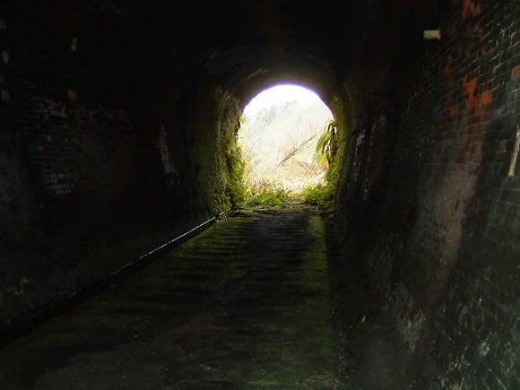旧金山トンネルを訪ねて 平機関区の作業日誌