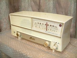 東芝ラジオ かなりやＤＳ 5UL-389 - 昭和三丁目の真空管ラジオ カフェ