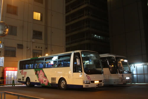 トラビスジャパン 花バス観光 新宿 岡谷 松本 安曇野線 バスターミナルなブログ