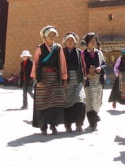 チベット文化圏の民族衣装 １ チベット本土 - Luntaの小さい旅、大きい旅