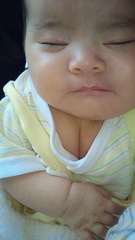 目のやり場に困る画像 エロス お外で遊ぼ